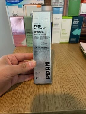 VT PDRN Air Cloud Sunscreen SPF 50+ - Silver Box